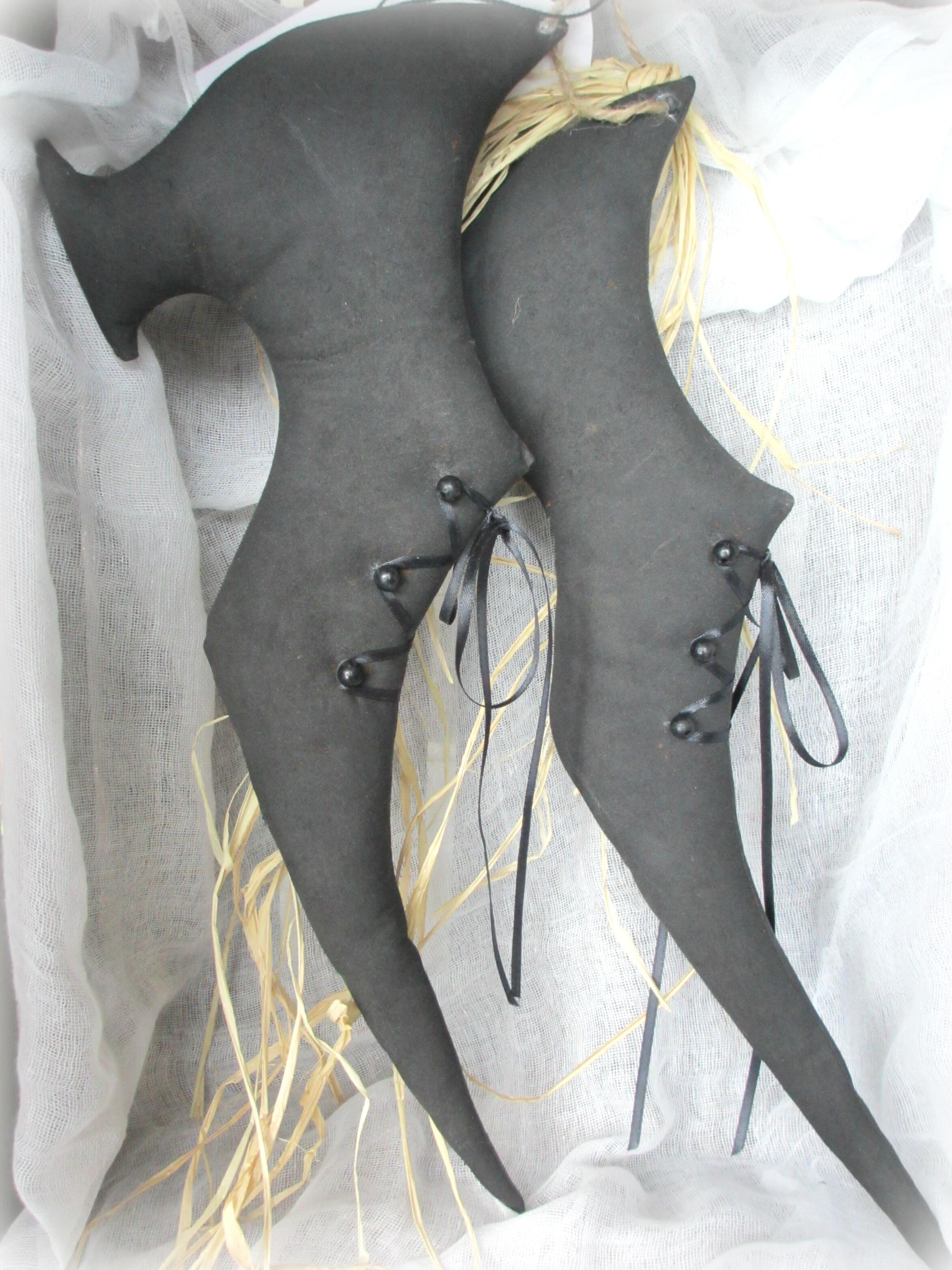 primitive witch shoes