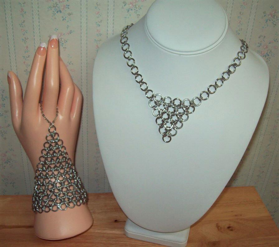 Chainmaille hand bracelets and necklace, japanese 12 in 1, silver