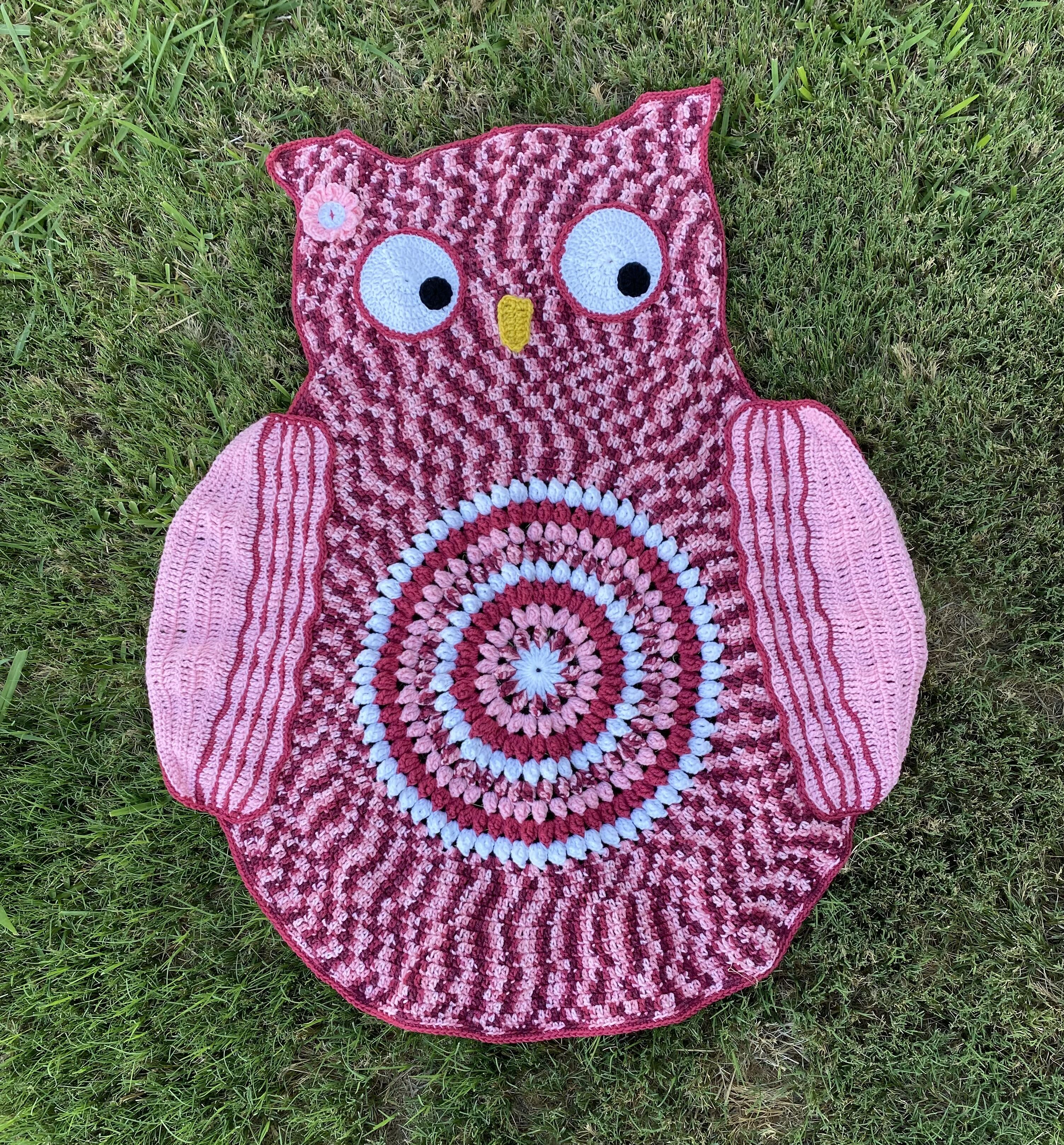 Pink owl online blanket