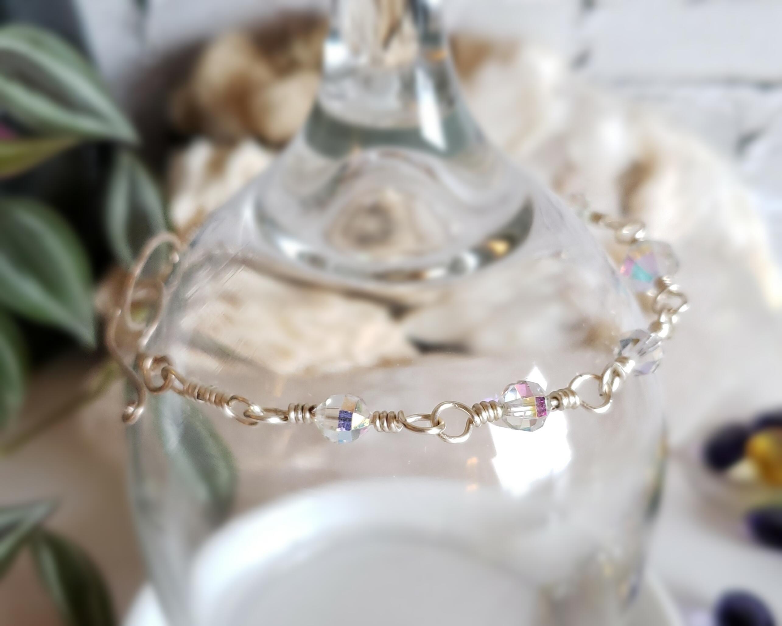 Vintage Glass Crystal Non-Tarnishing Silver Bracelet
