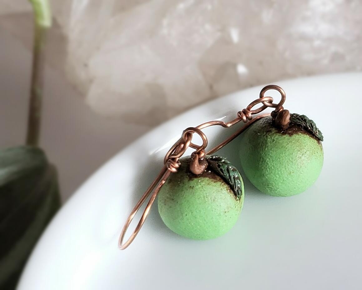 Two store tier green quartz druzy earring with labradorite button top post,mixed nature stone earrings,Nov birthday gift,anniversary gift