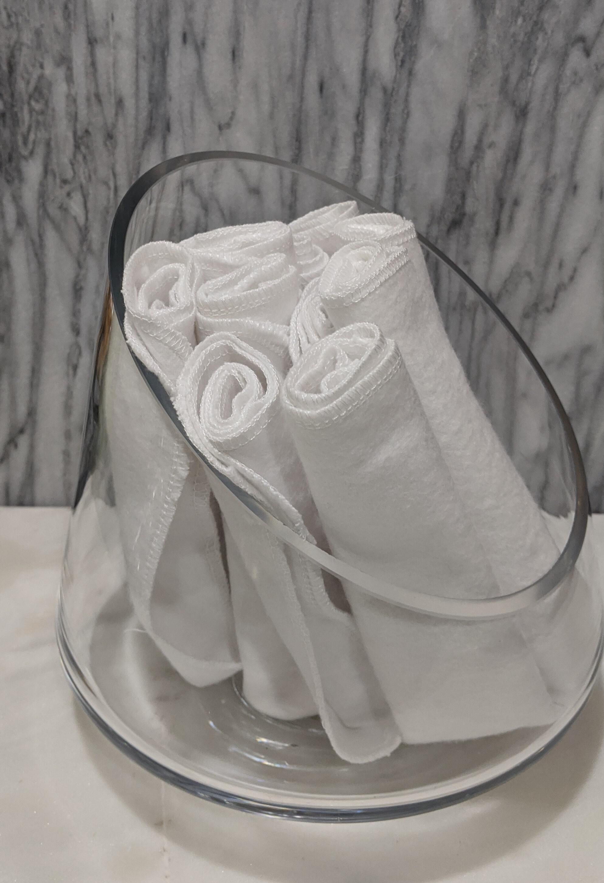 Reusable white unpaper towels
