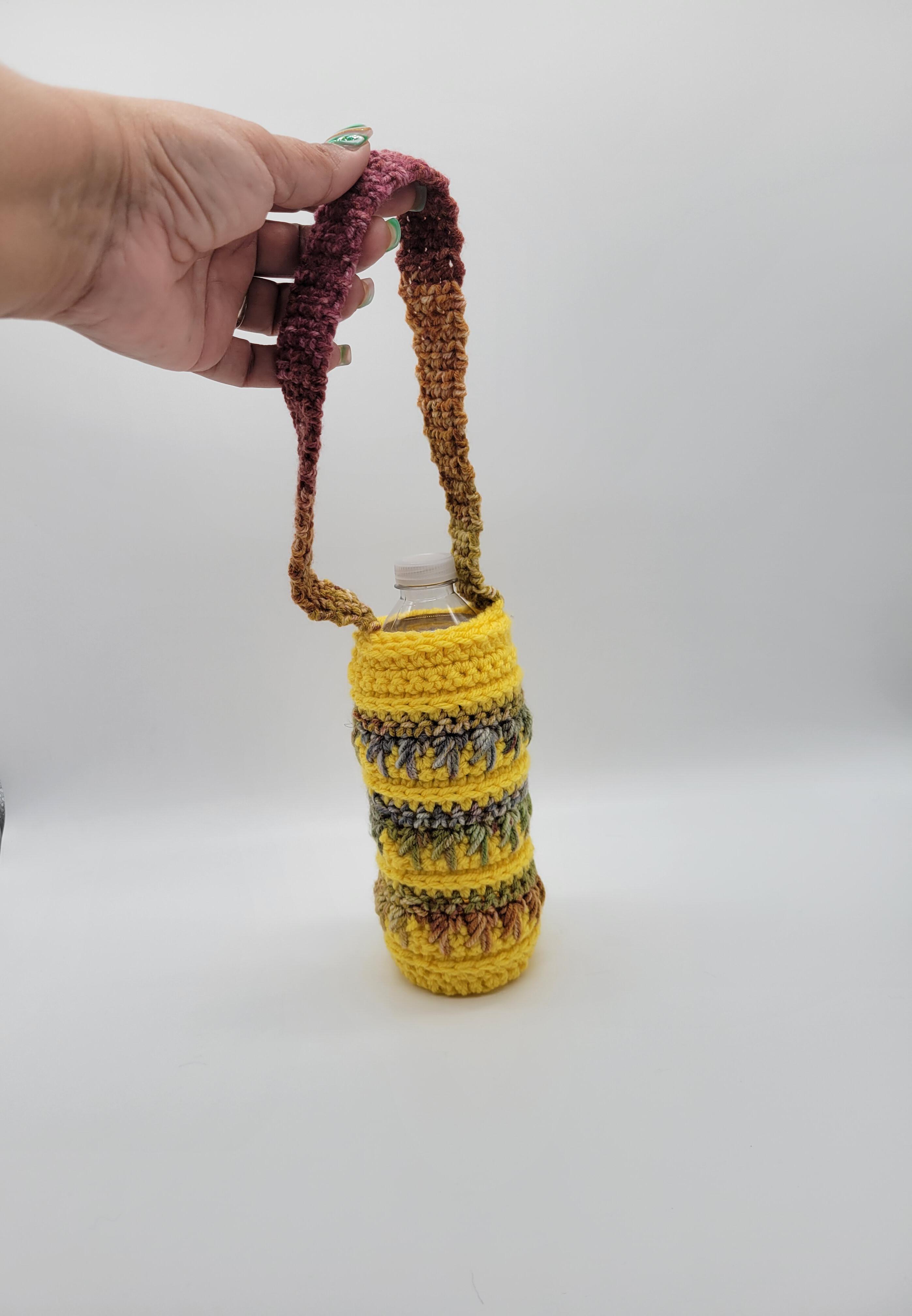 LOOM KNIT Water Bottle Holder Cover