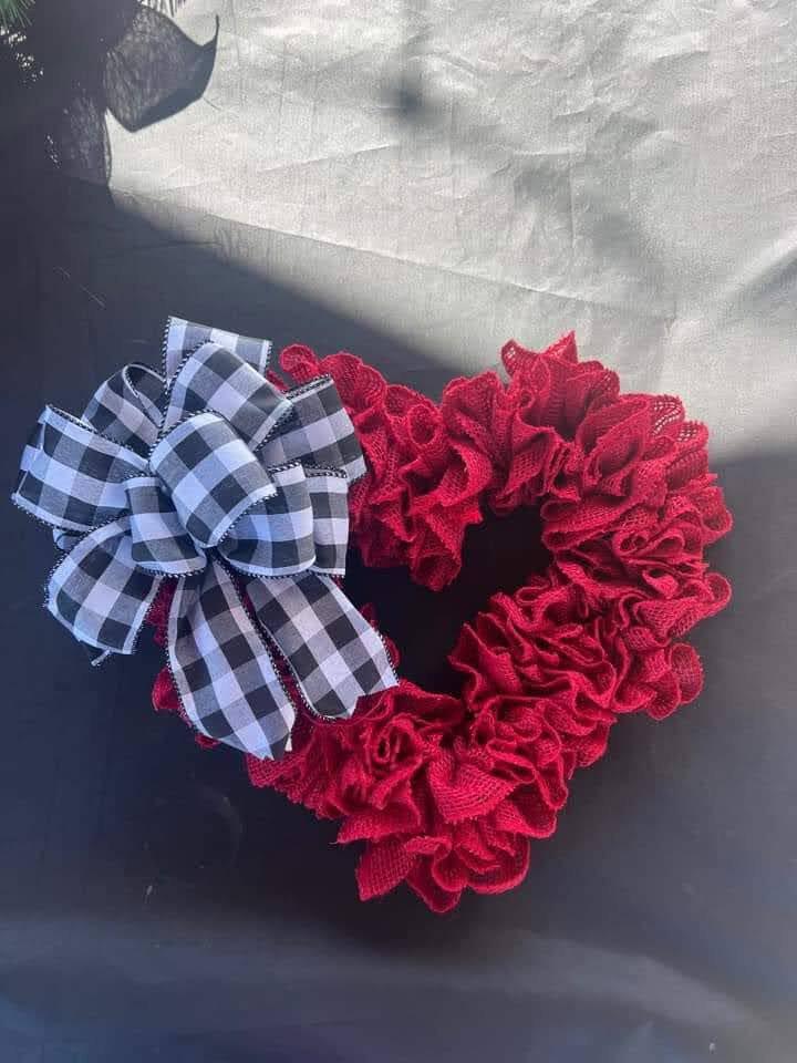 Valentines Day Wreaths, Heart Shaped Wreaths, Heart Wreaths for Front Door,  Valentine Bow, Front Door Decor, Anniversary Gift, Wedding Gift 