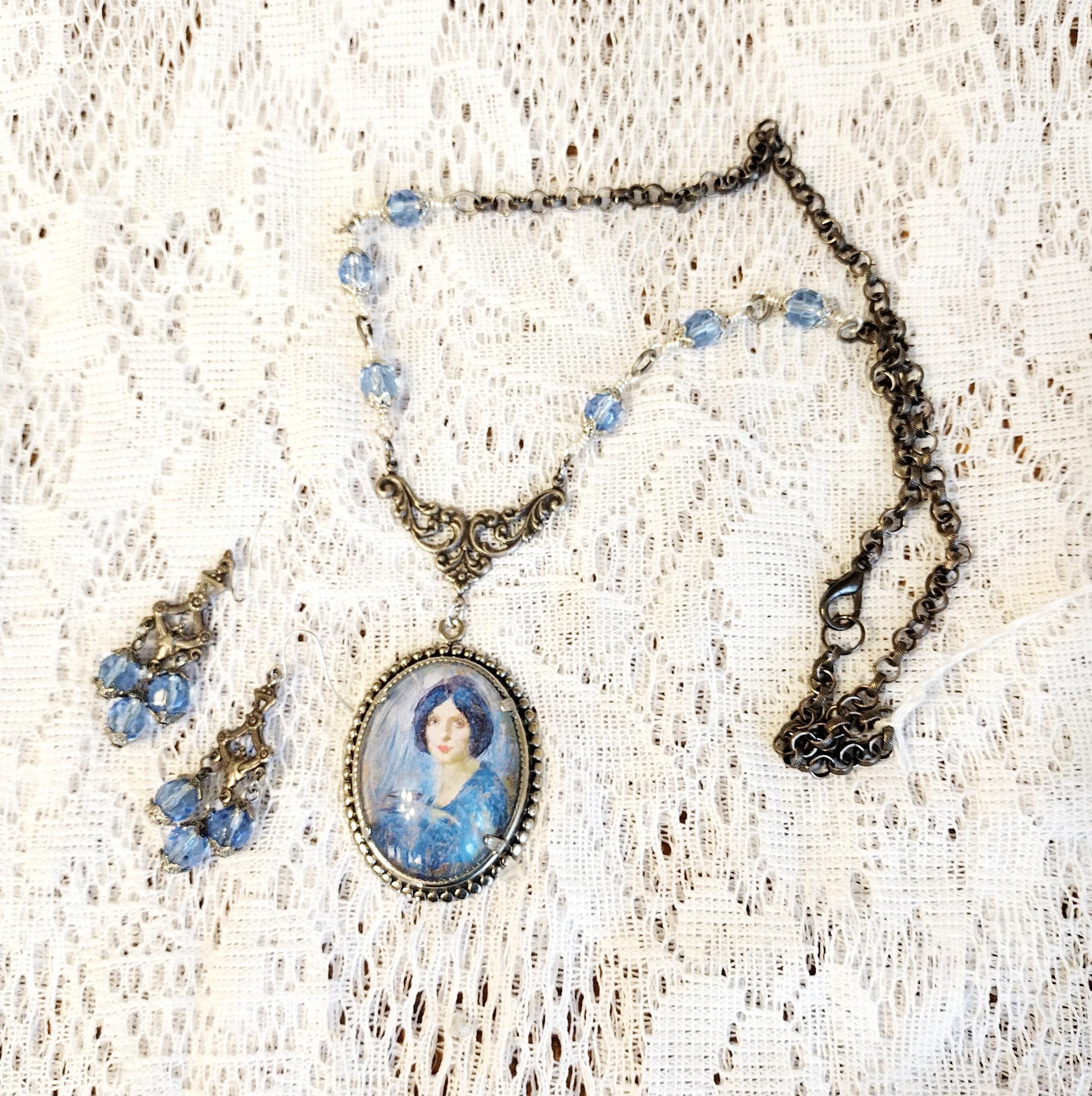 Katherine's cameo necklace 2025