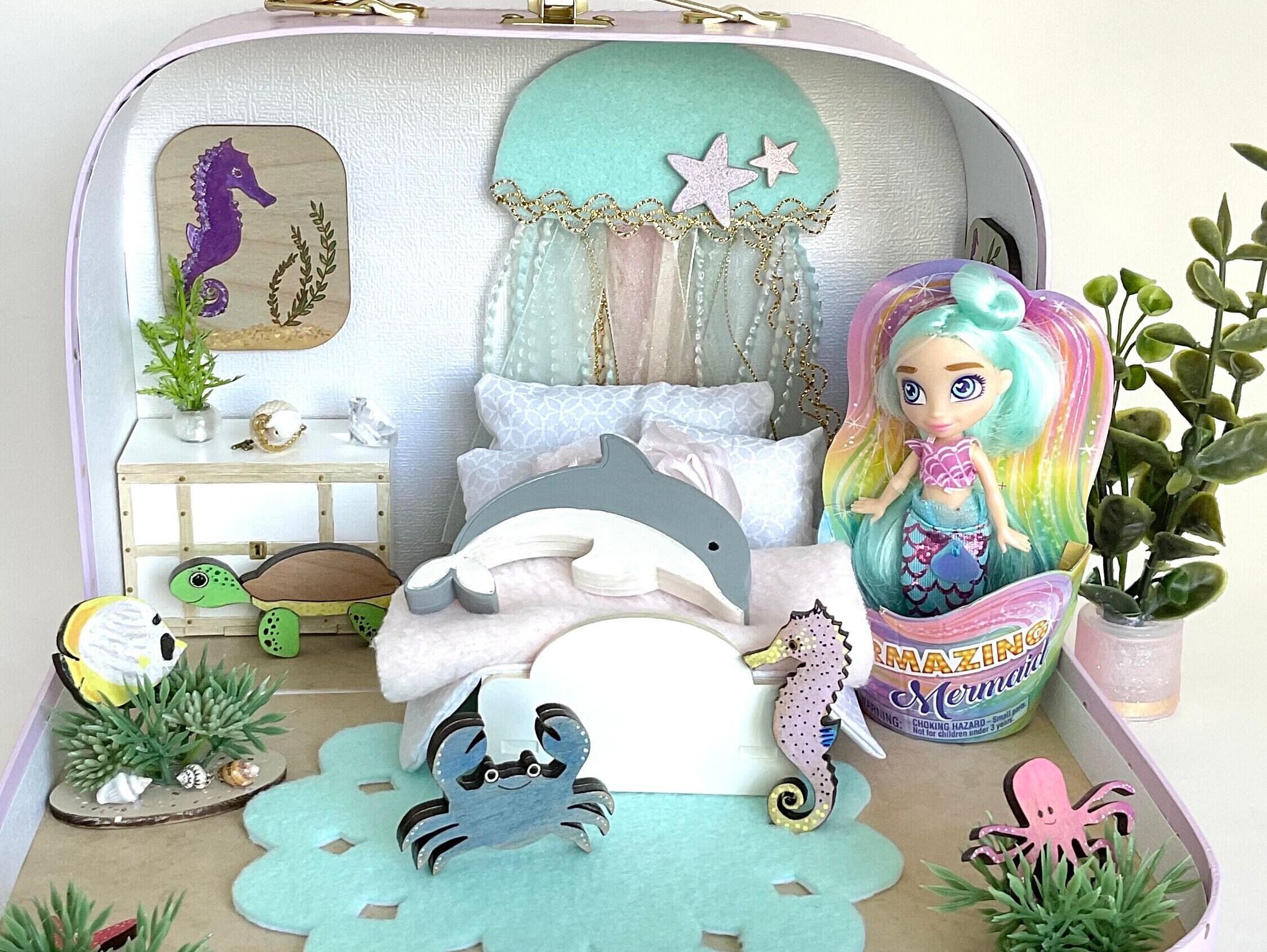 Travel dollhouse store