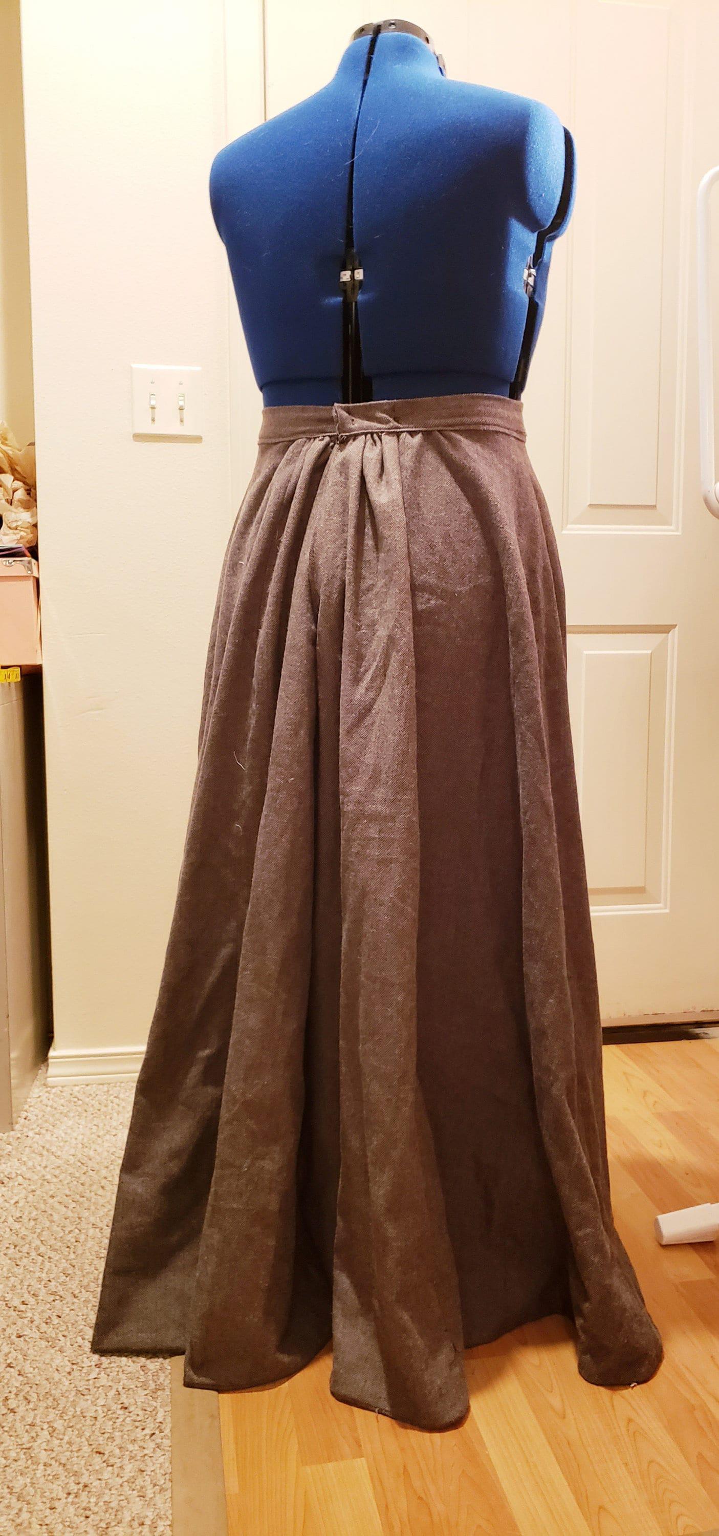 Edwardian split clearance skirt