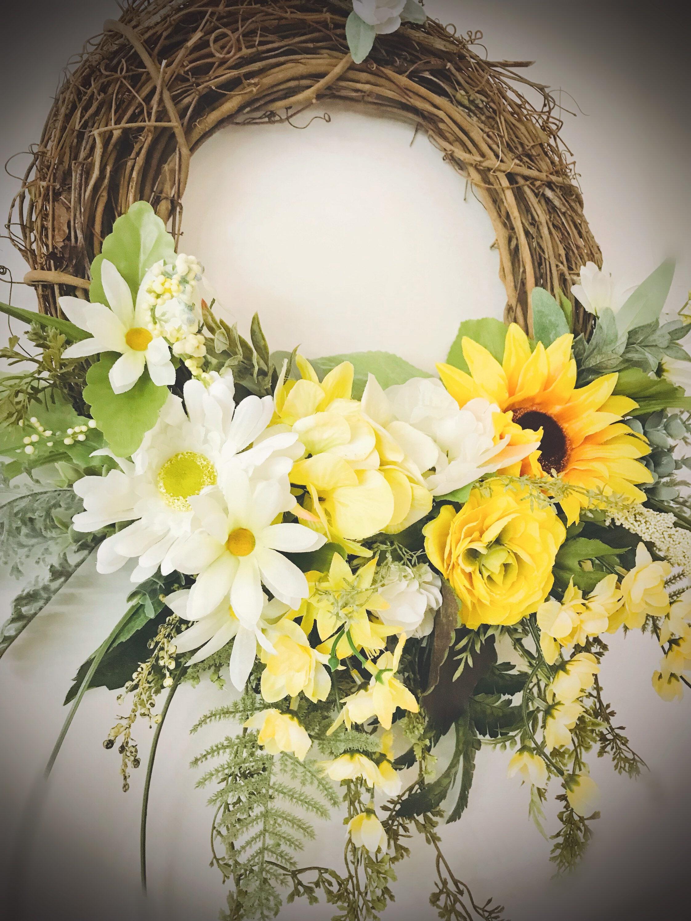 Spring Wreath, Spring Door Hanger, Spring Flower Door Hanger, Summer  Wreath, Summer Door Hanger, Burlap Daisy Wreath, Burlap Flower Door Hanger,  Front Door Wreaths, Home Decor, One of a Kind, Door Wreath