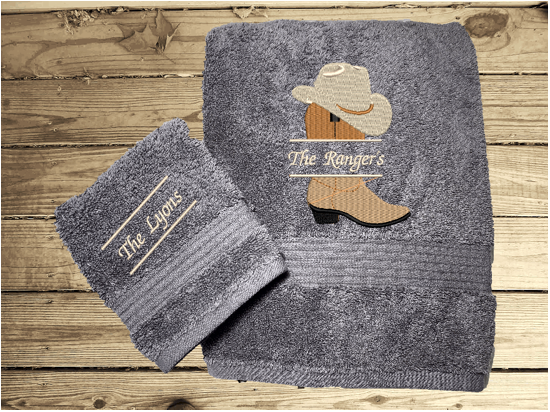 https://d1q8o8ch5u48ua.cloudfront.net/images/detailed/2222/Personalized-western-bath-towels-decroative-towels-embroidered-cowboy-decor-towel-name-Borgmanns-Creations-6.PNG?t=1698227584