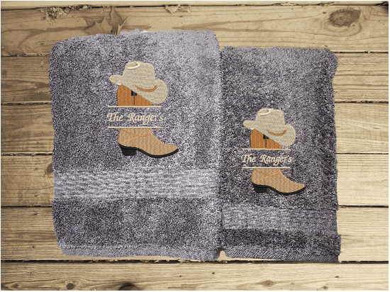 https://d1q8o8ch5u48ua.cloudfront.net/images/detailed/2222/Personalized-western-bath-towels-decroative-towels-embroidered-cowboy-decor-towel-name-Borgmanns-Creations-7.PNG?t=1698227615