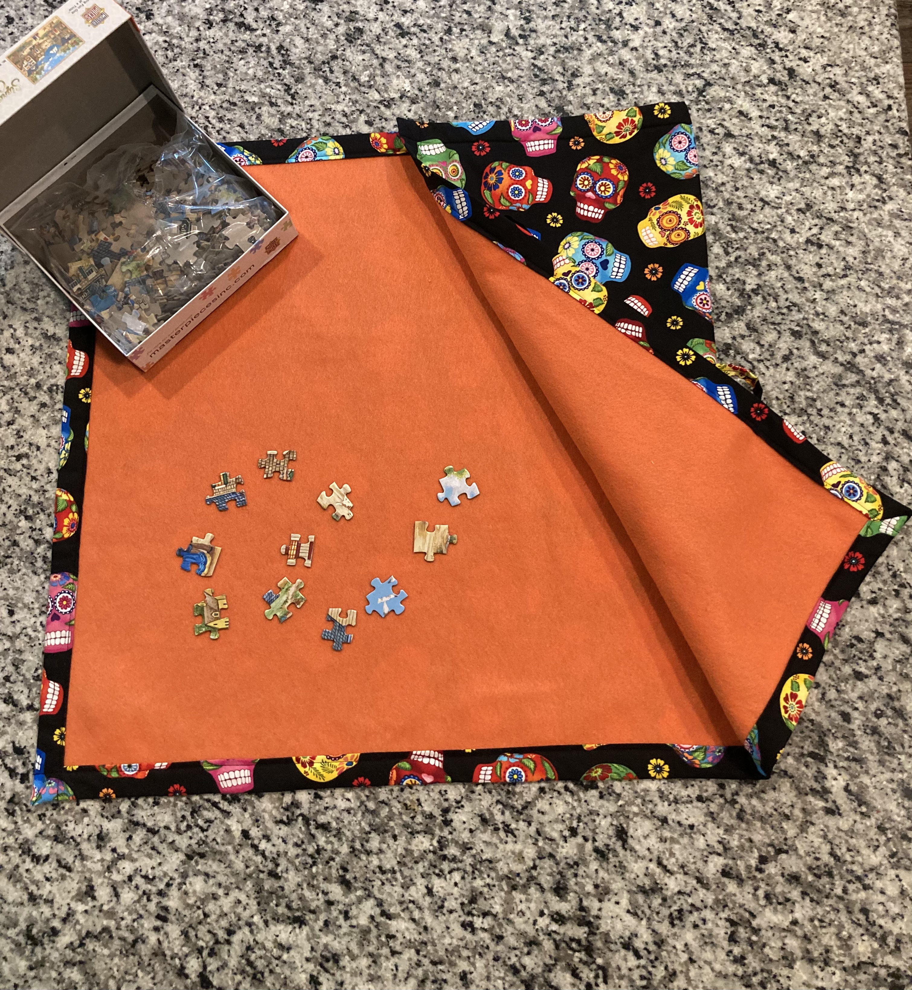 Fun & Games :: Games & Puzzles :: Board Games :: Jigsaw puzzle mat, beading  mat, sugar skulls, Day of the Dead