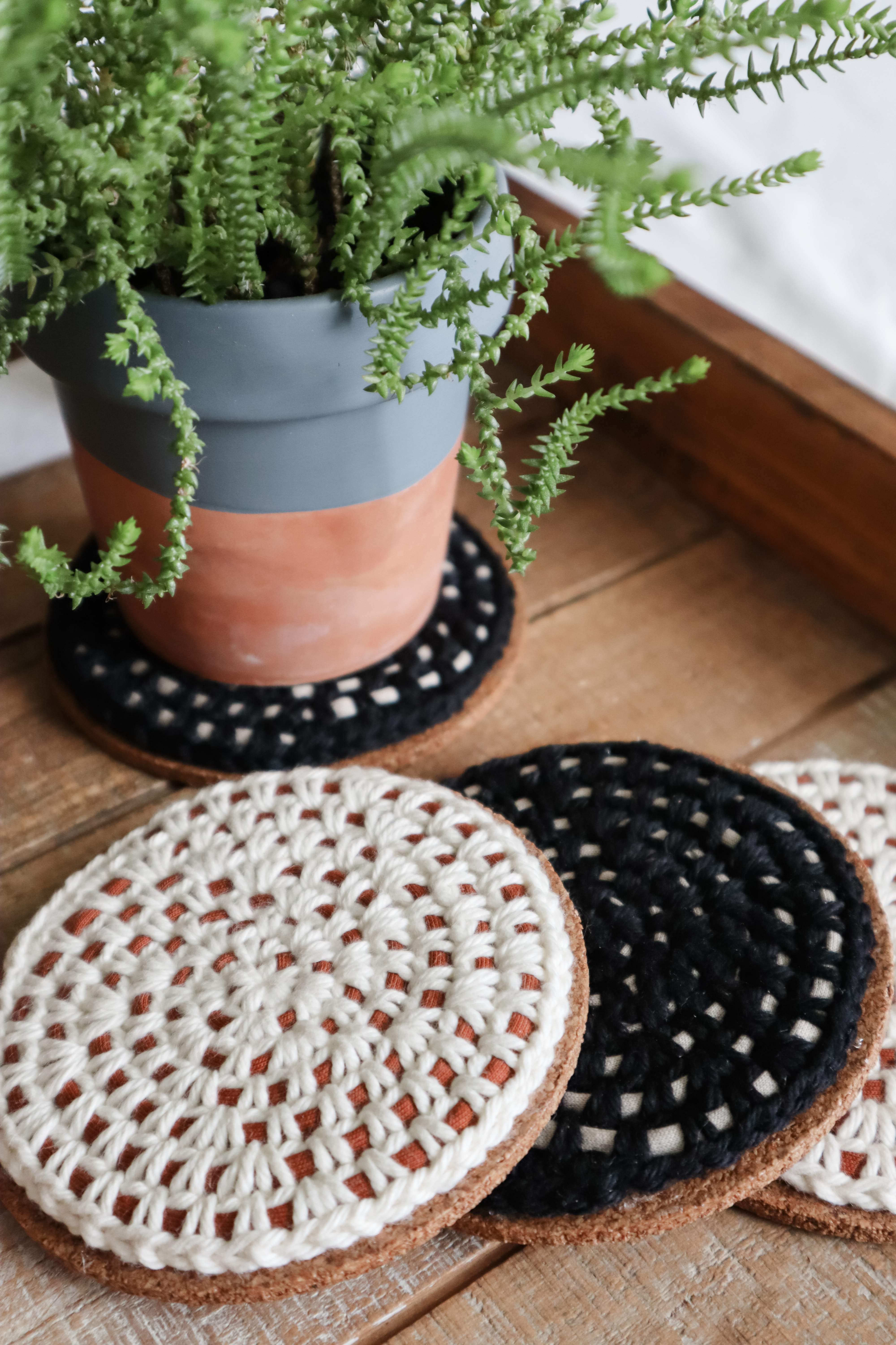 Modern Chunky Crochet Coasters Pattern