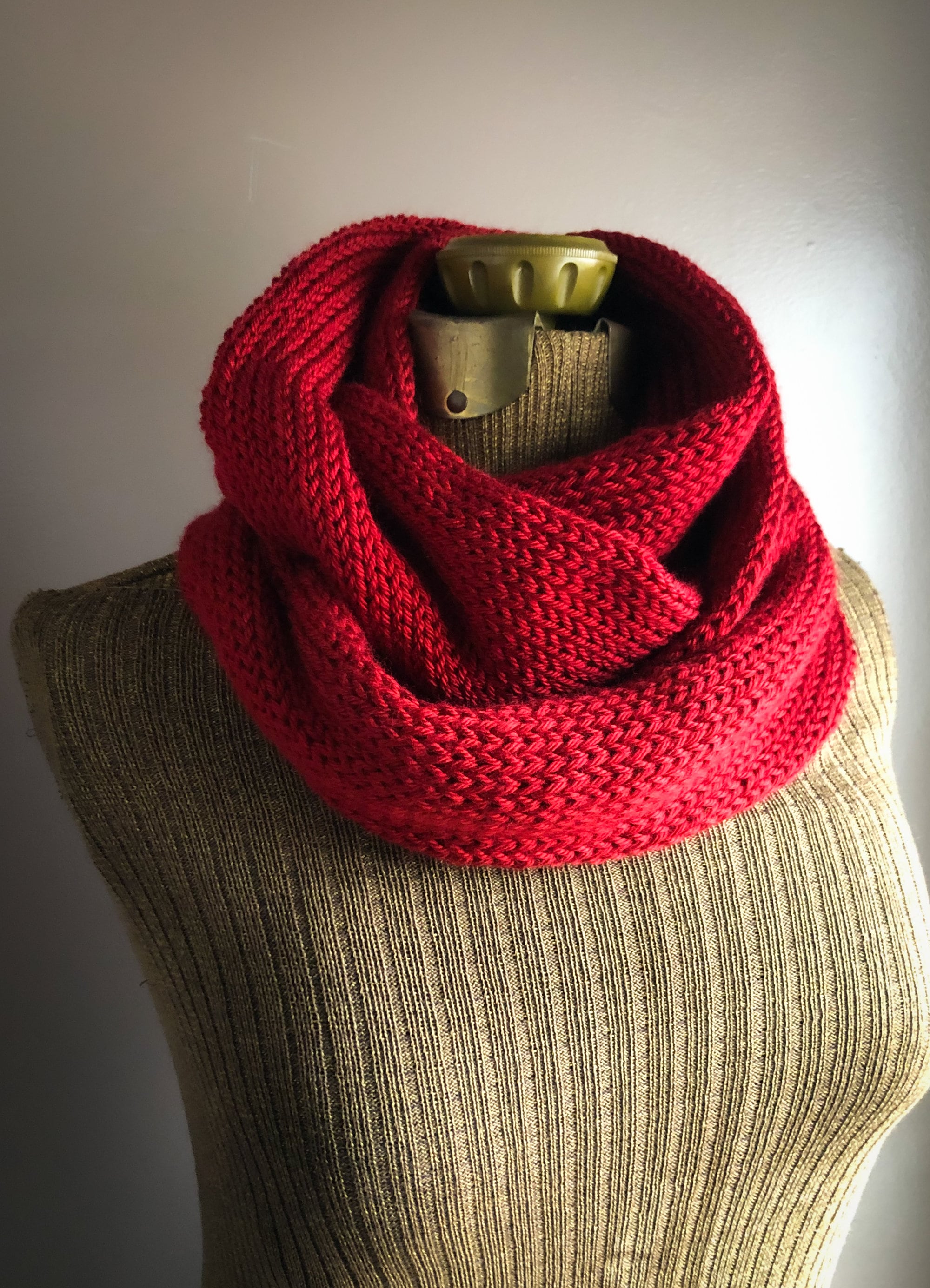 Cowl Hand outlet Knit Red Tonally-Dyed Merino Wool Infinity Circle Scarf