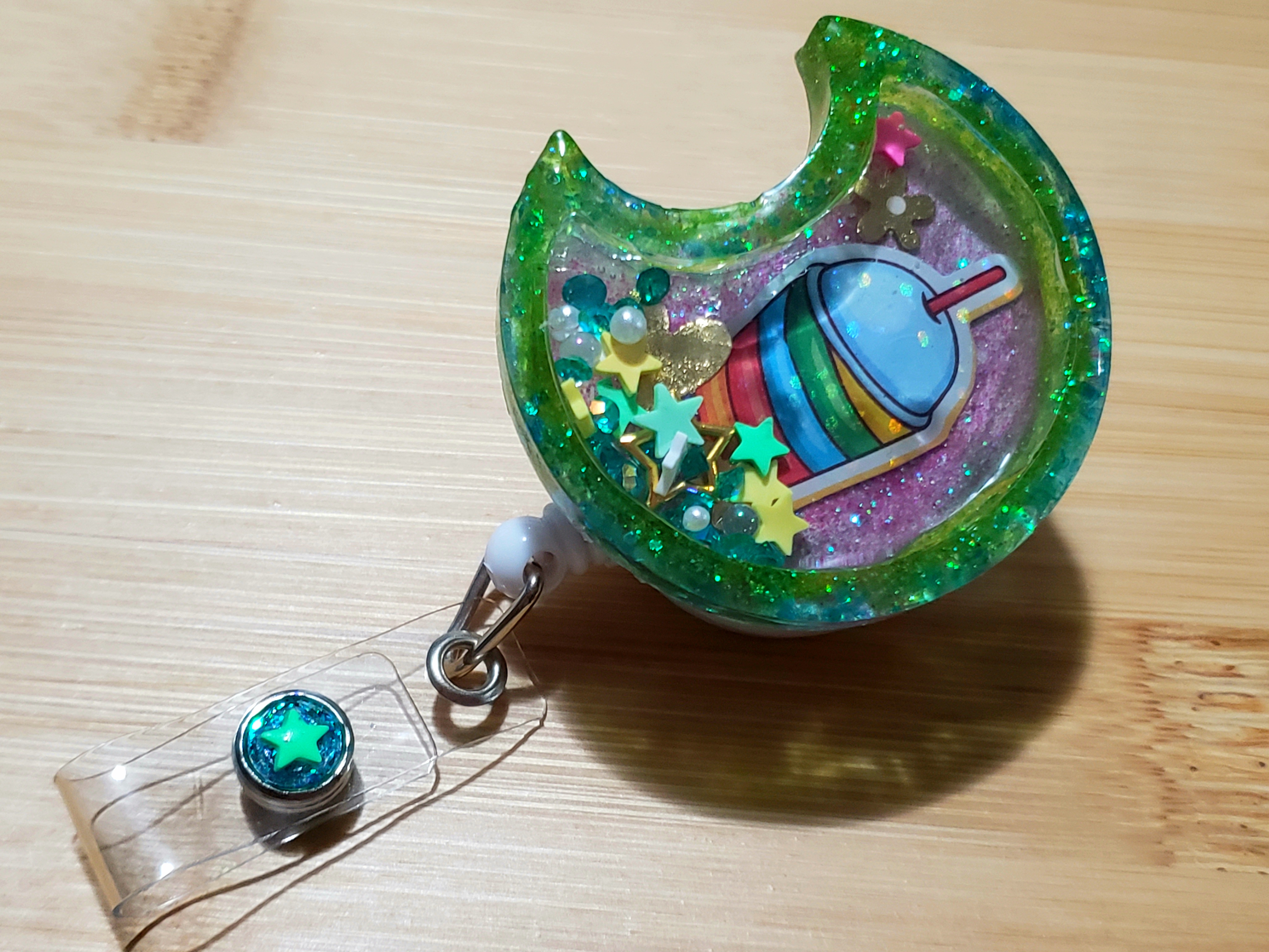 Clothing & Accessories :: Keychains & Lanyards :: Milkshake Moon Shaker  Badge Reel with Detachable Face