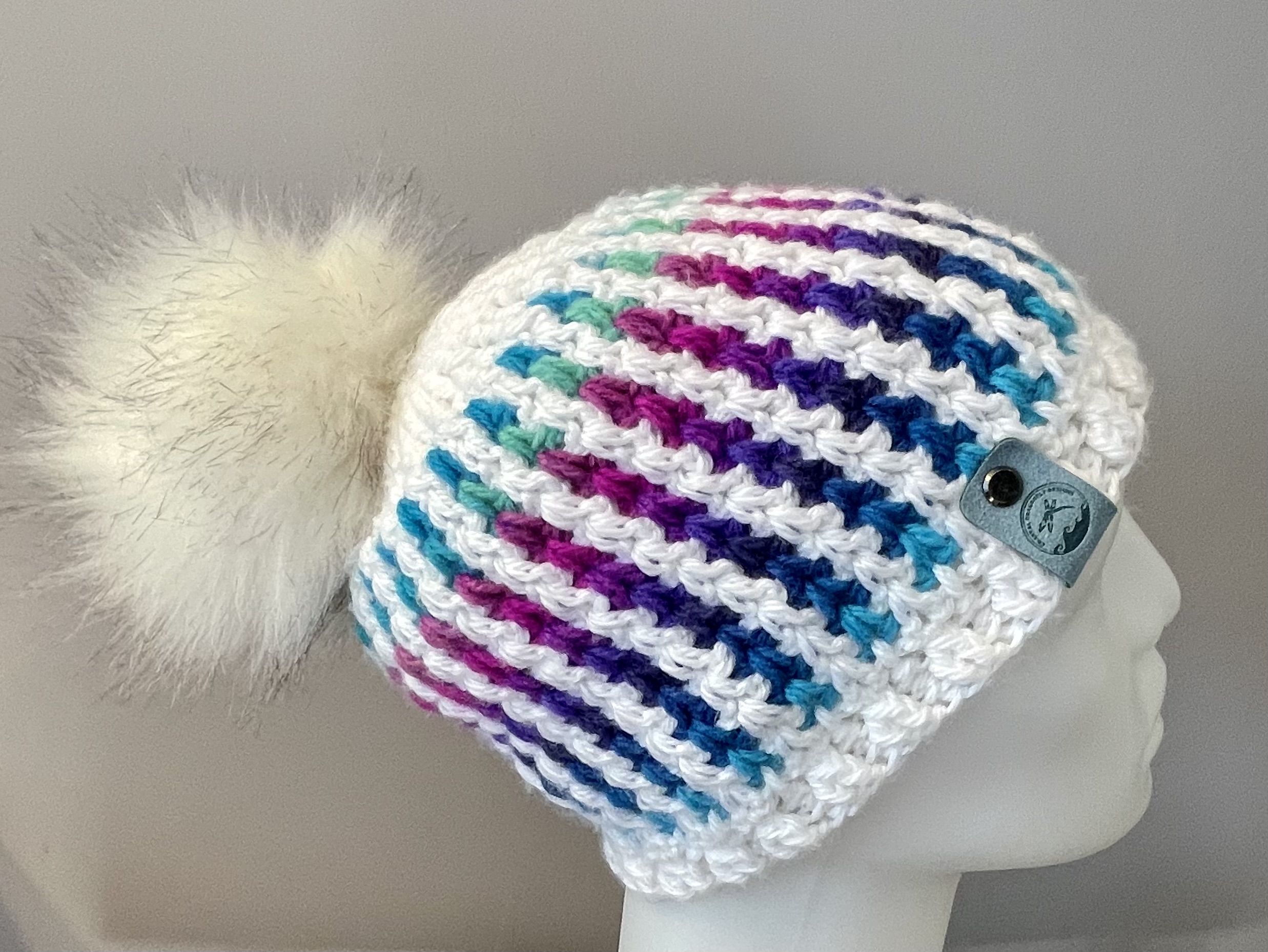 How-to Faux Fur Pom Pom on Knitted Toque - Grateful Prayer