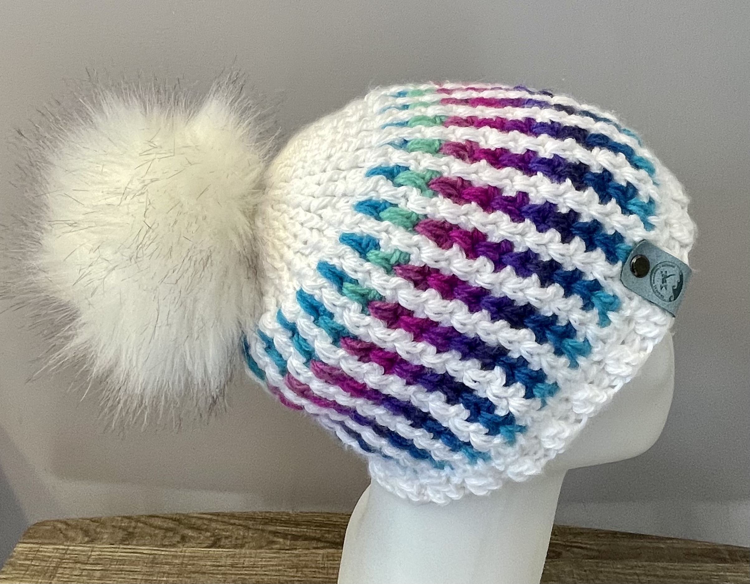 How-to Faux Fur Pom Pom on Knitted Toque - Grateful Prayer