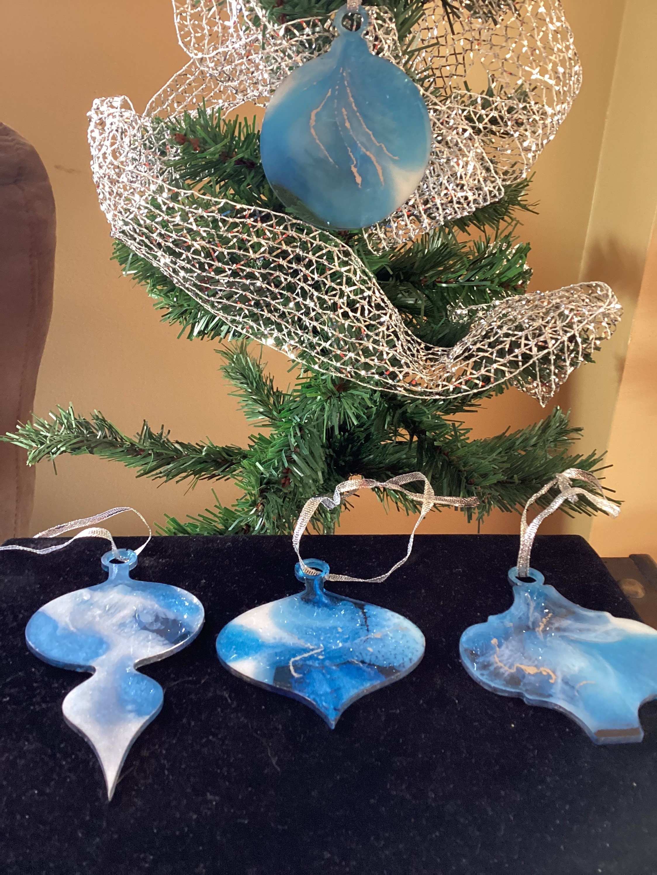 Home & Living Home Decor Ornaments Set of 4 Victorian style