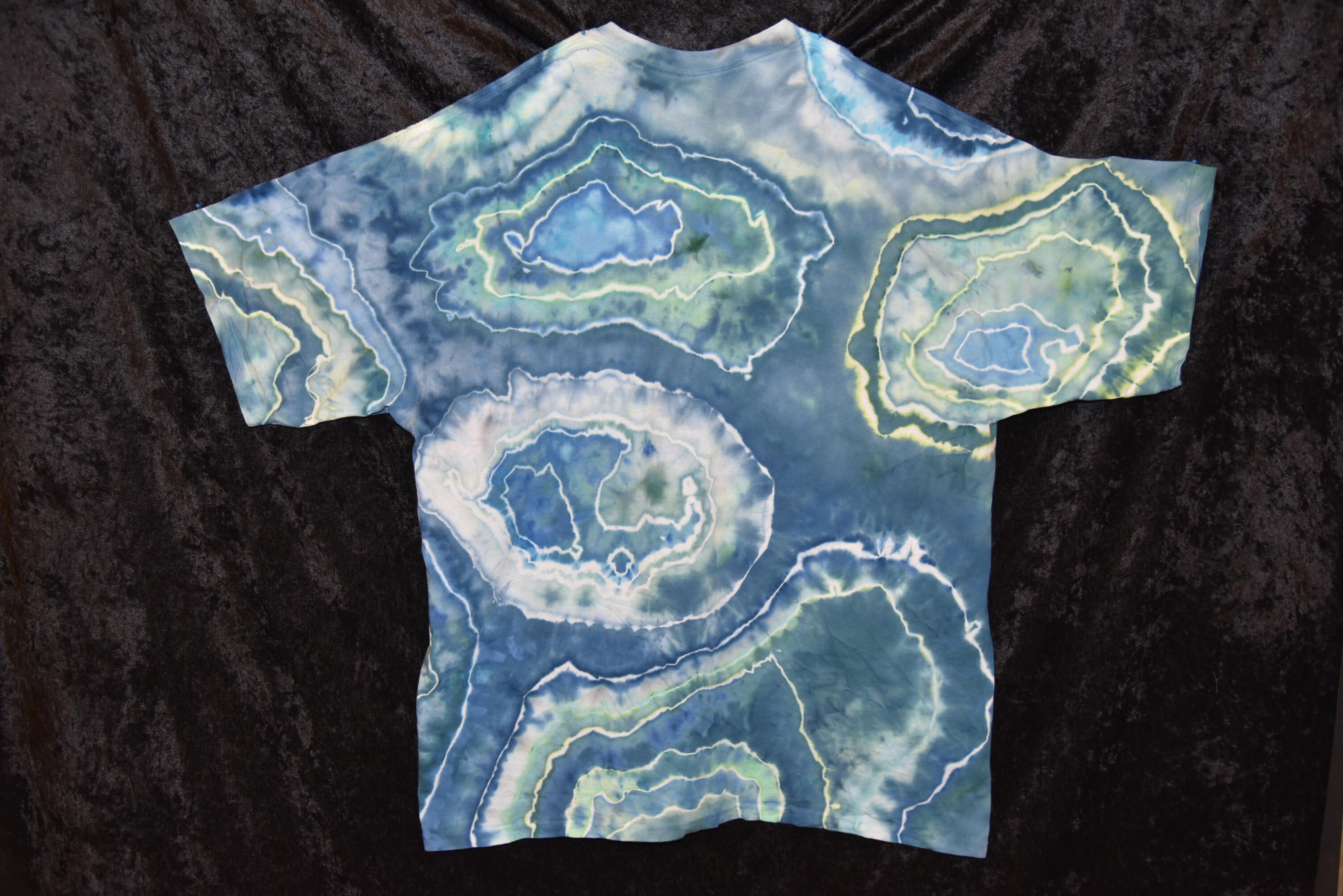 2XL (adult) - T-Shirt - Geode Pattern