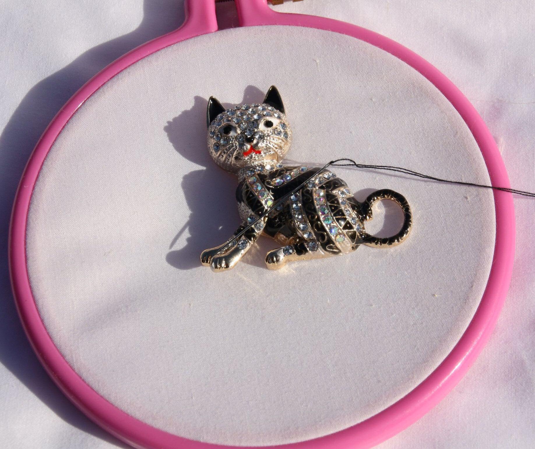 Coverminder Rhinestone Mama and Baby Cat Cover Minder Needleminder Needle Minder Coverminder Rhinestone Mama and Baby Cat Cover Minder Needleminder Needle Minder