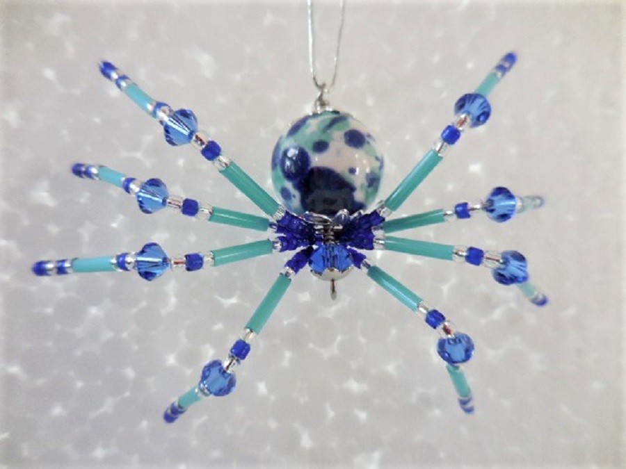 Beaded Christmas Spider with Legend
