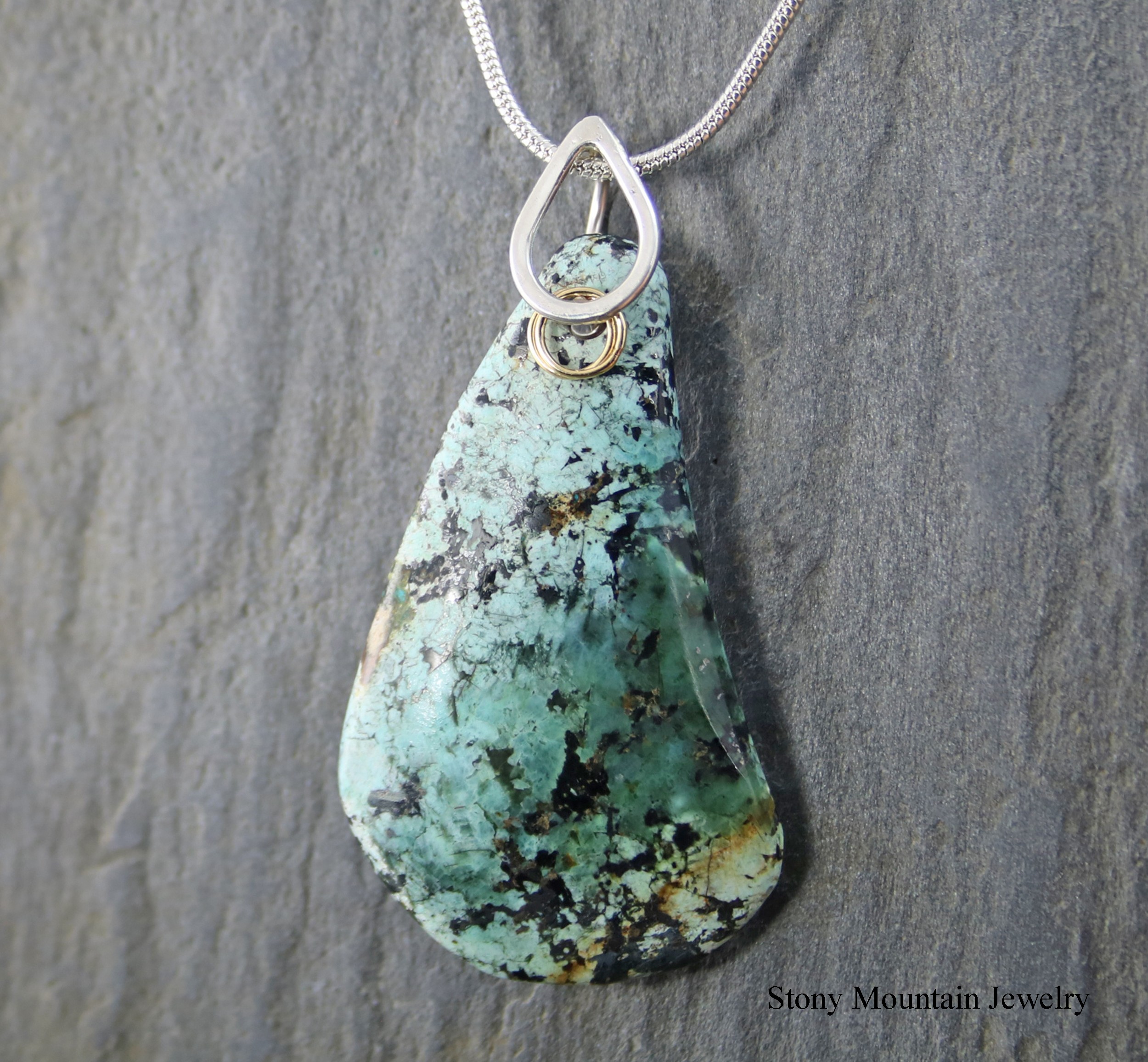 turquoise cabochon pendant