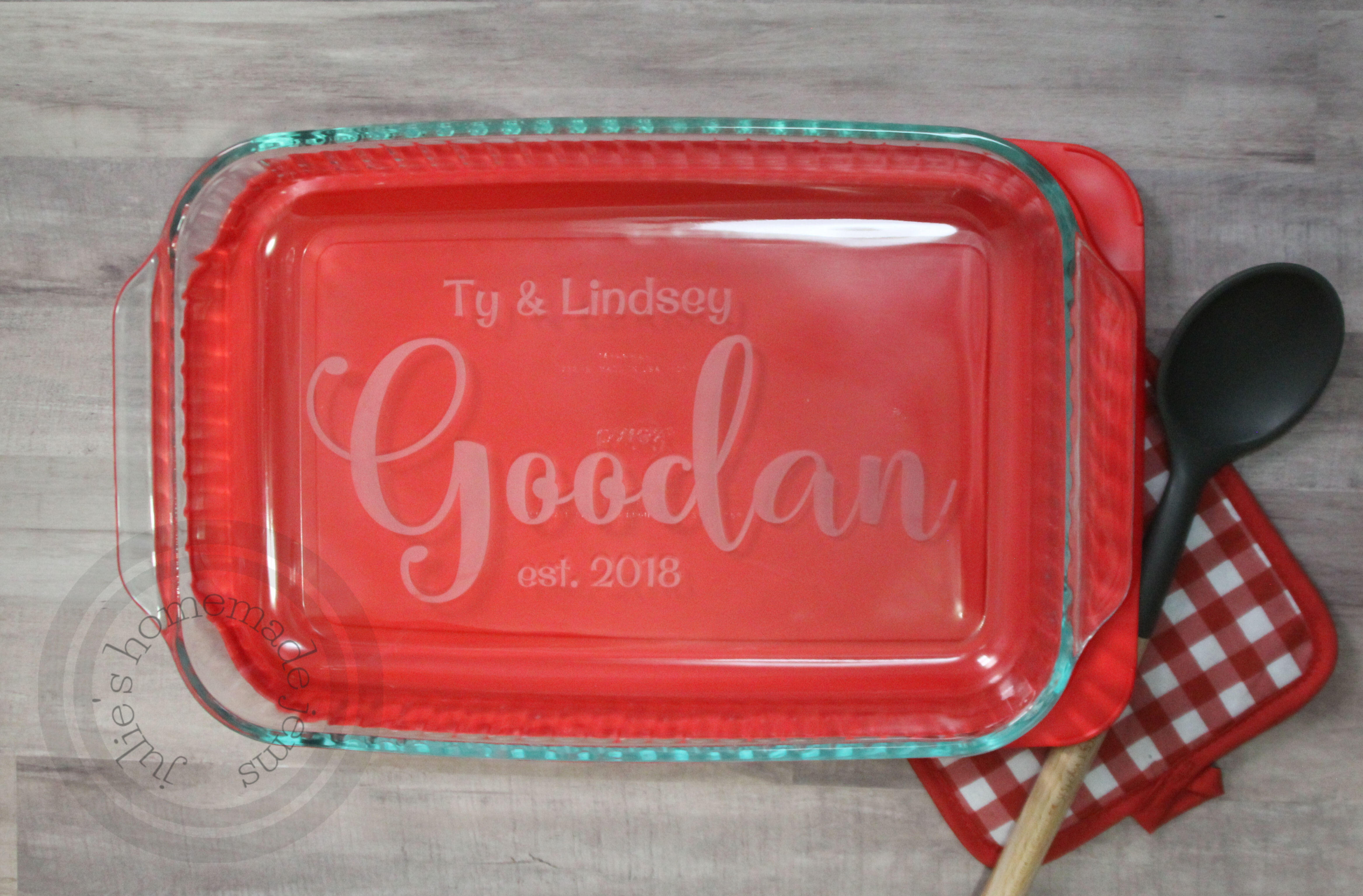 Personalized Engraved Pyrex Baking Dish, Etched Casserole Pan, Custom Glass  Bakeware With Lid, Wedding, Mothers Day Present, Mom Gift, Cake 