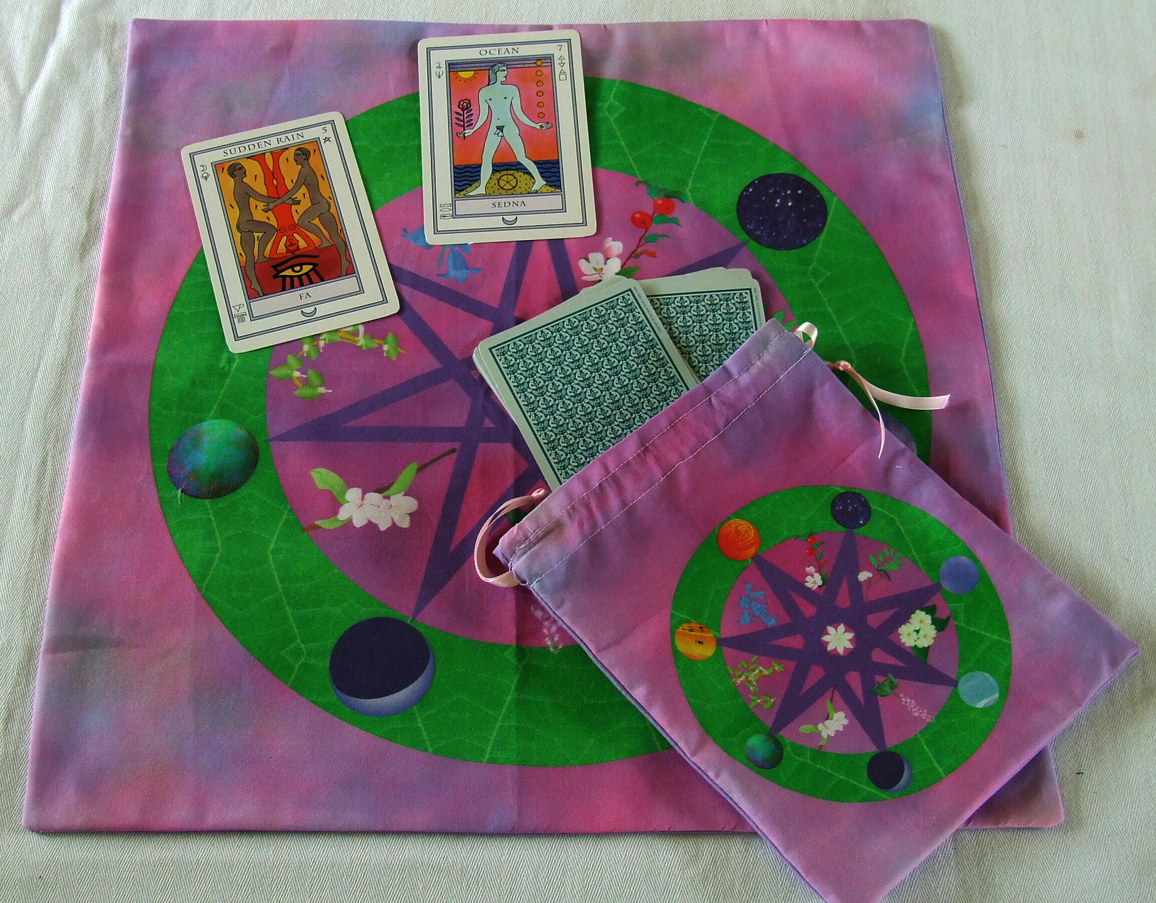 The deals Ocean Tarot & matching cloth