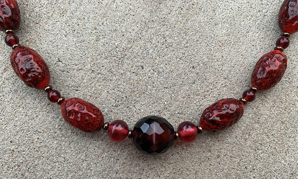 15,200円1960’s ruby red glass beads　necklace