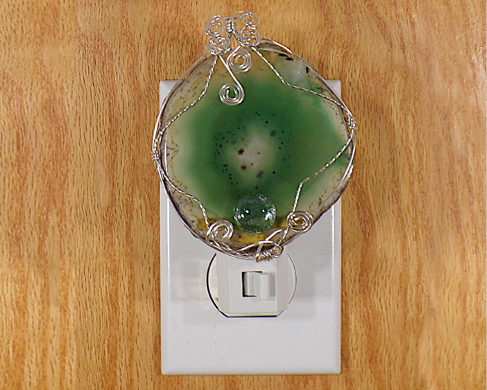 wire-wrapped Green Agate Night Light
