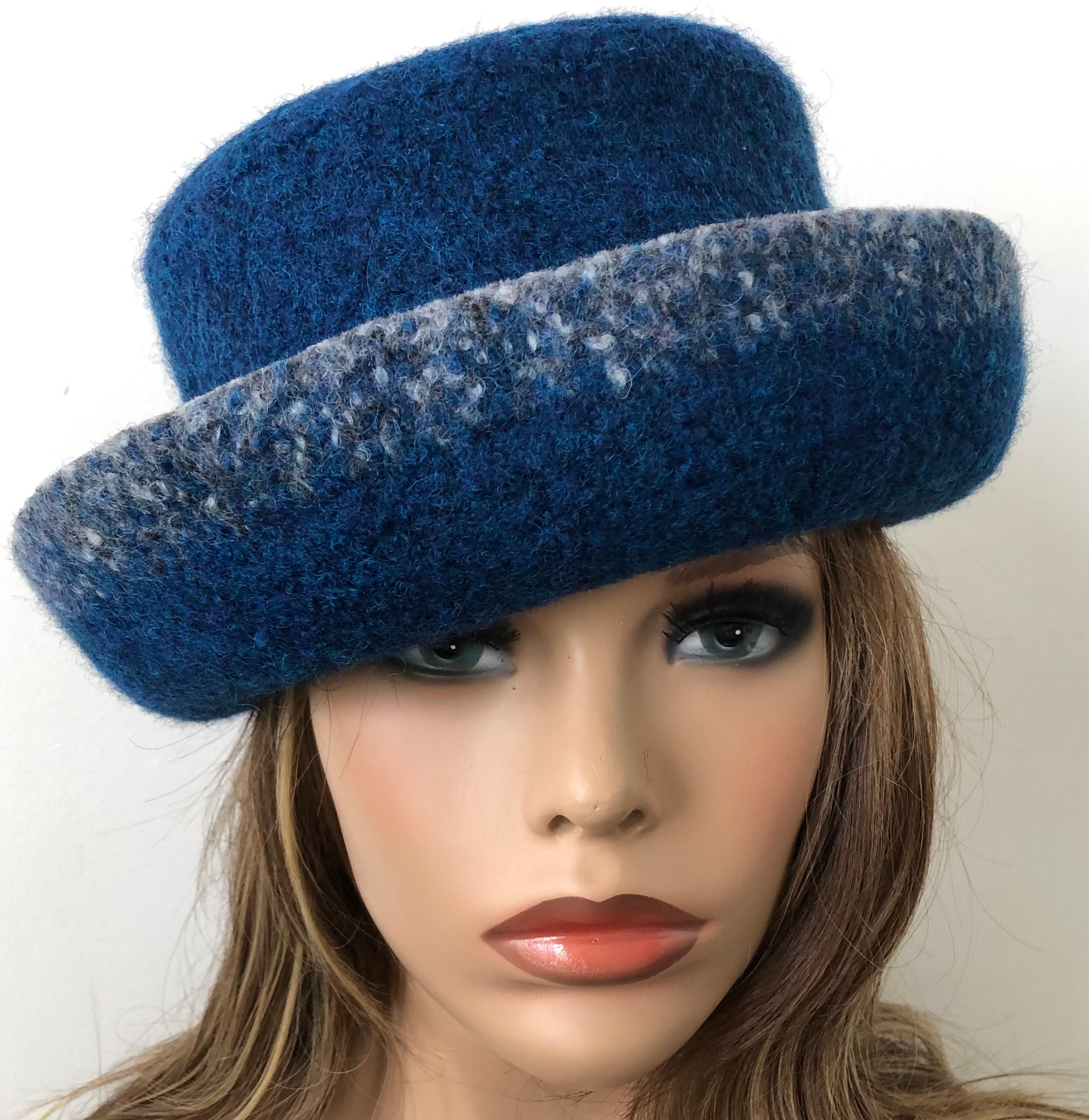 Rolled Brim Winter high quality White Felted Wool Hat with Blue Scarf