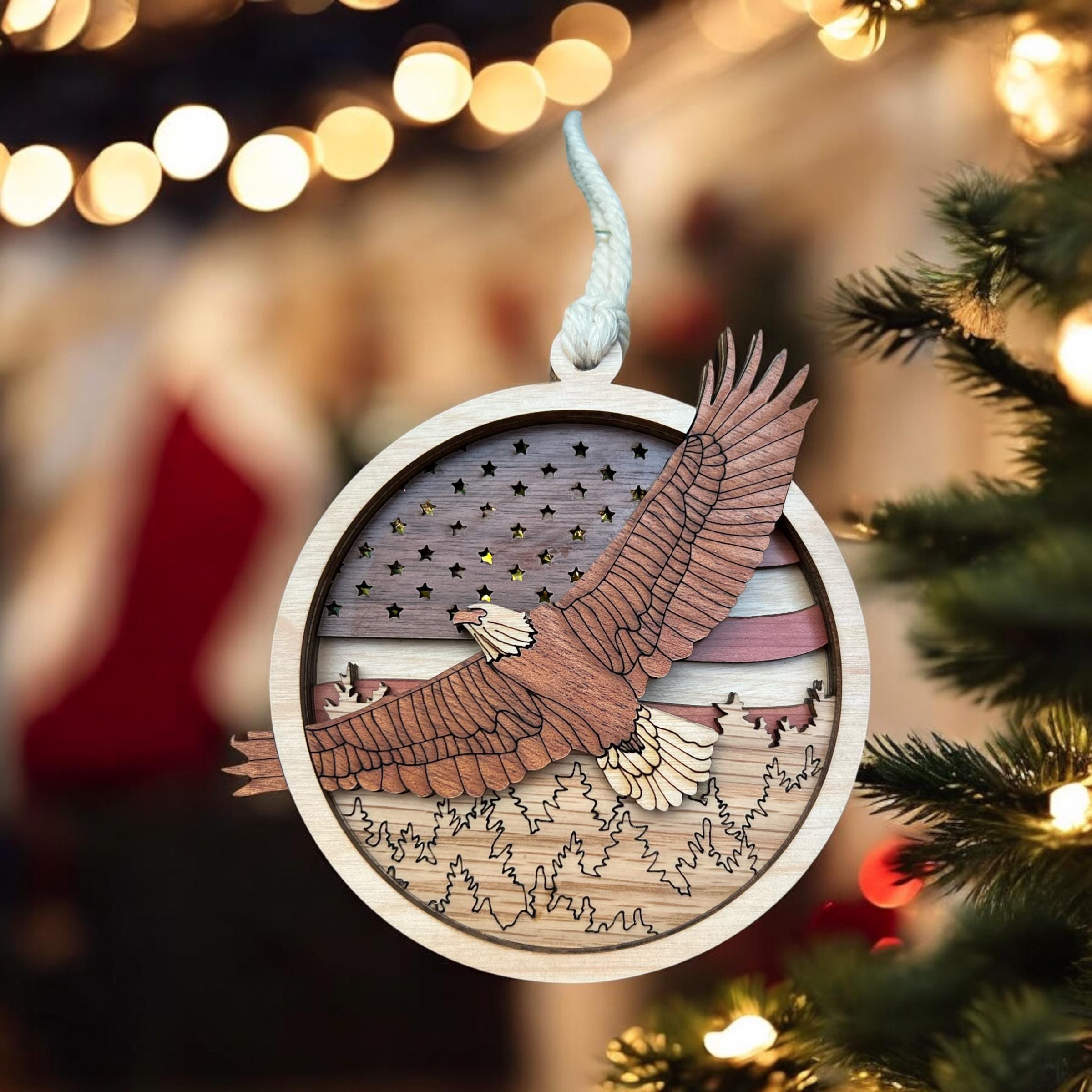 Eagle and American flag - Cedar Ornament Eagle and American flag - Cedar Ornament