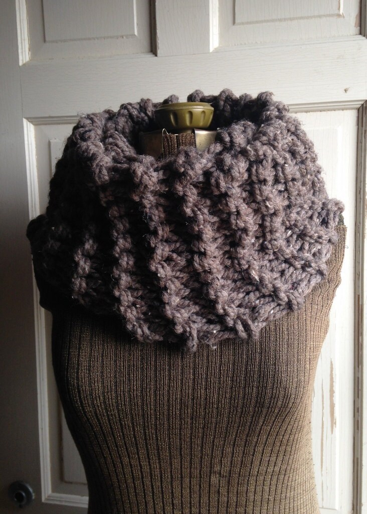 Newest Barley Infinity Scarf