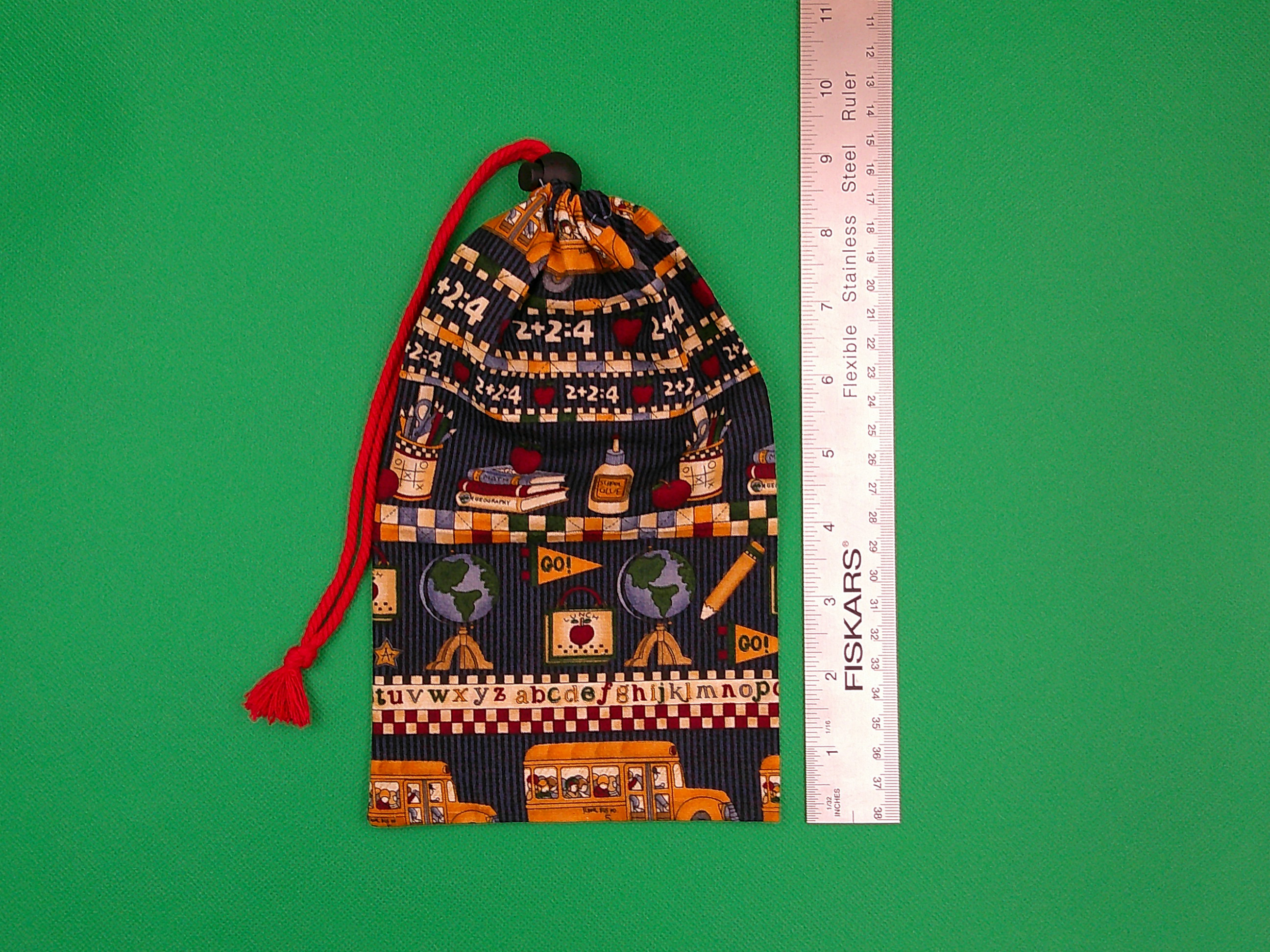 Thanks to the ruler, you can see it's 9 inches long. Thanks to the ruler, you can see it's 9 inches long.