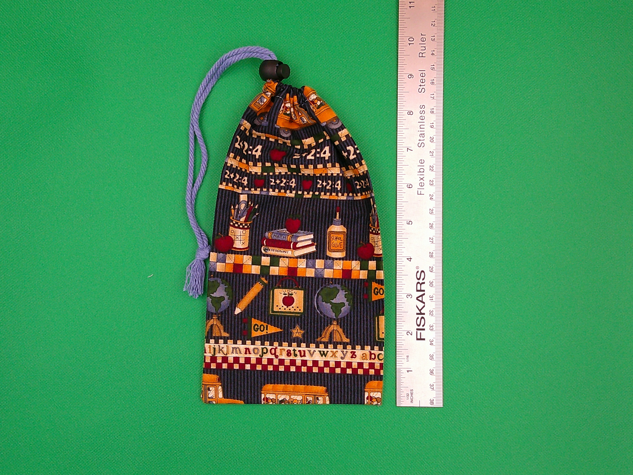 And yes, as the ruler says, it is 9 inches long. And yes, as the ruler says, it is 9 inches long.