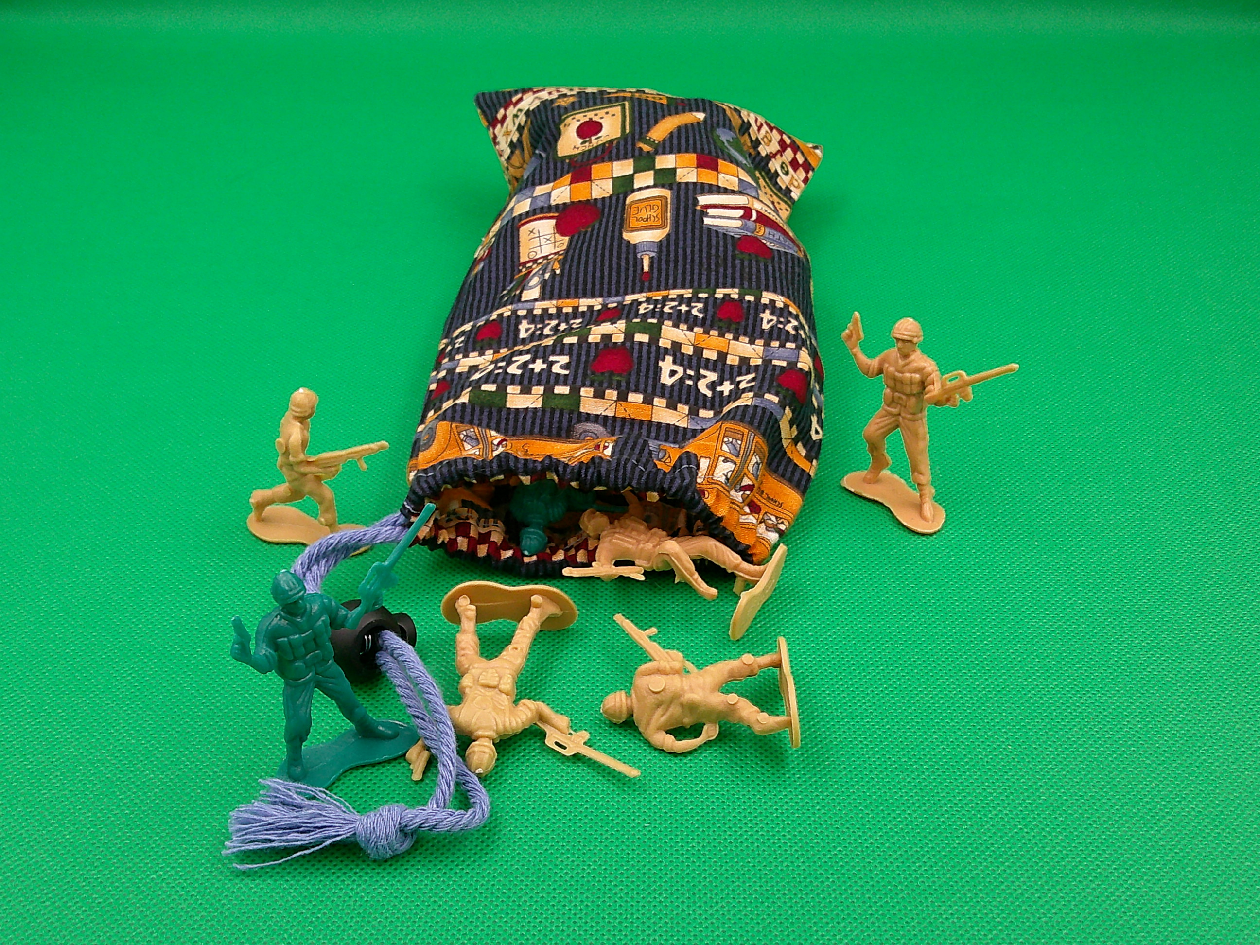 Toy soldiers...not a problem. The bag can hold a lot!  Toy soldiers...not a problem. The bag can hold a lot!