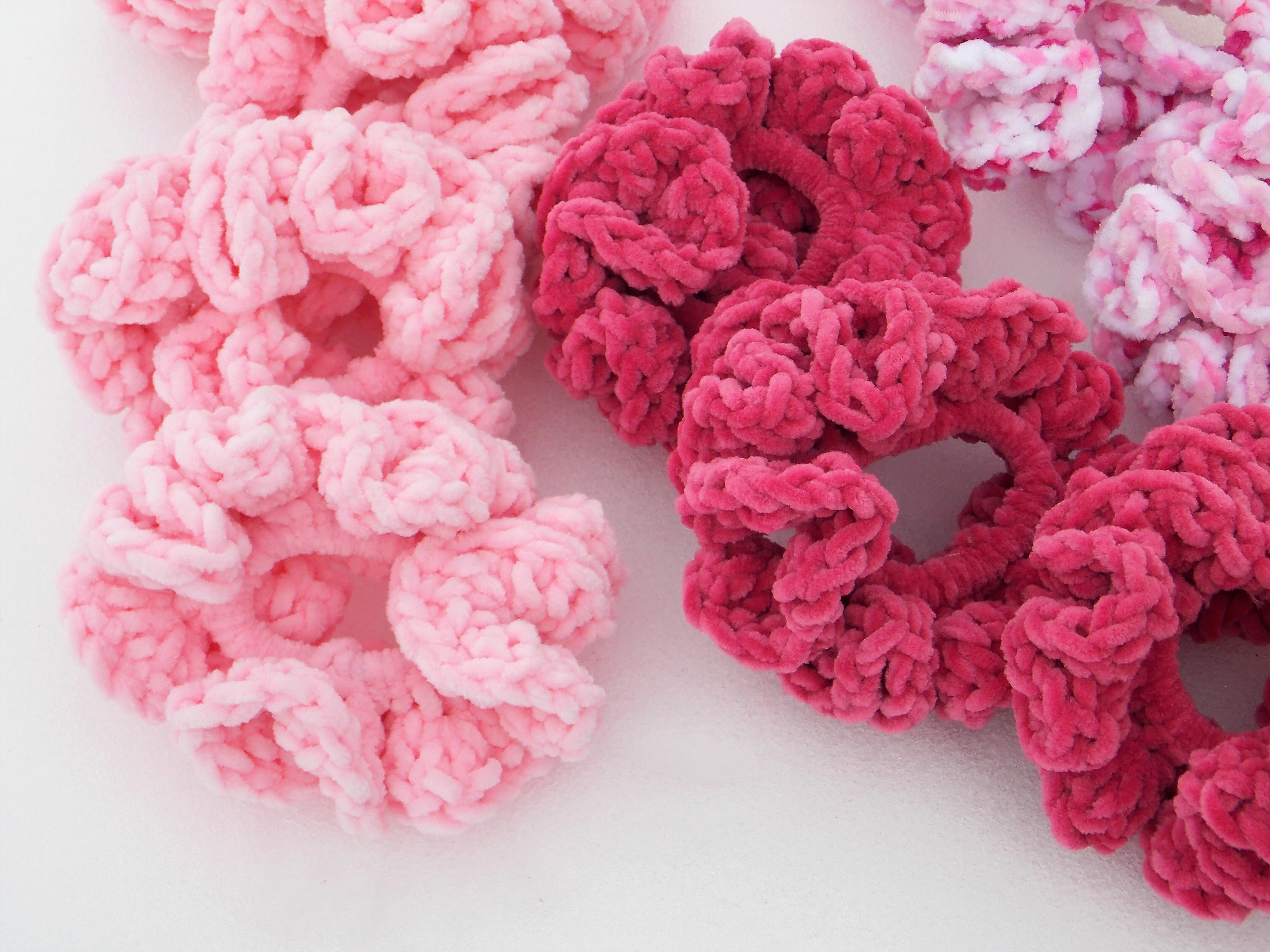 Handmade Supplies Design Patterns & Templates Velvet Scrunchie