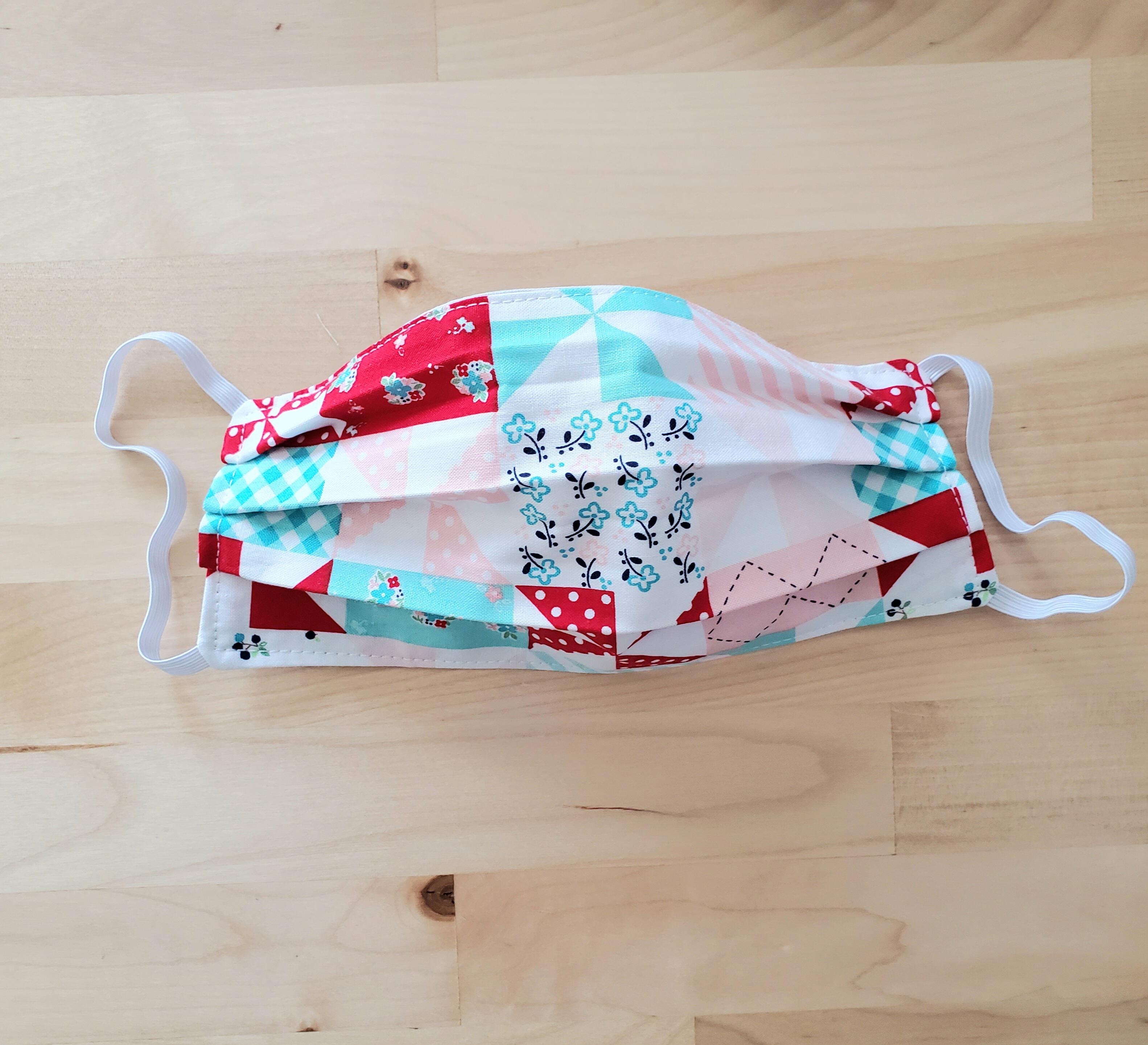 Clothing Face Masks Face Mask Quilt Pattern Red