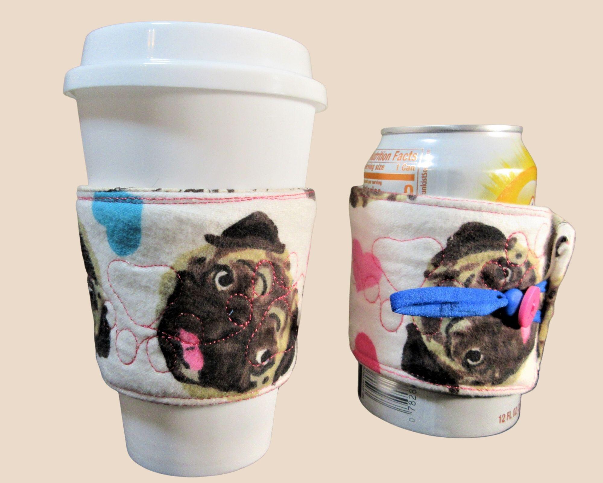 Pug Coffee Cup beverage sleeve.
Beverage Sleeve with Pug dog design and hearts and pink button closure

What makes it special

25% of sale to Georgia English Bulldog rescue #GEBR

Adjustable fit for most cup sizes

Use for hot or cold beverages

Quilted with paw prints