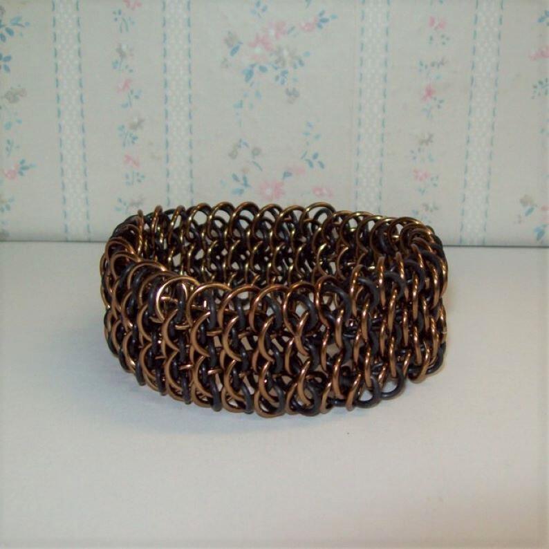 Chainmaille Dragonscale Cuff
