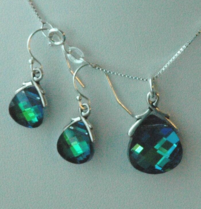 Sterling Silver Chain Aqua Sphinx Crystal Briolette Necklace blue & green 