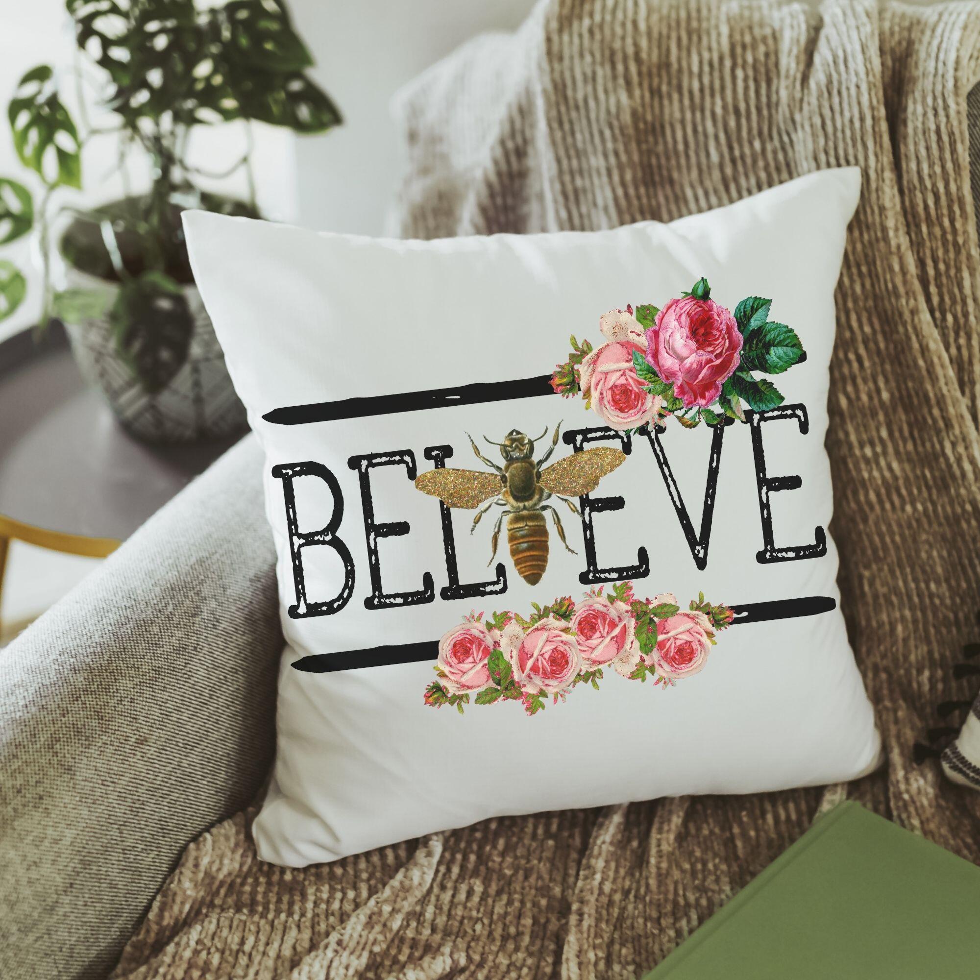 Floral bee throw pillow