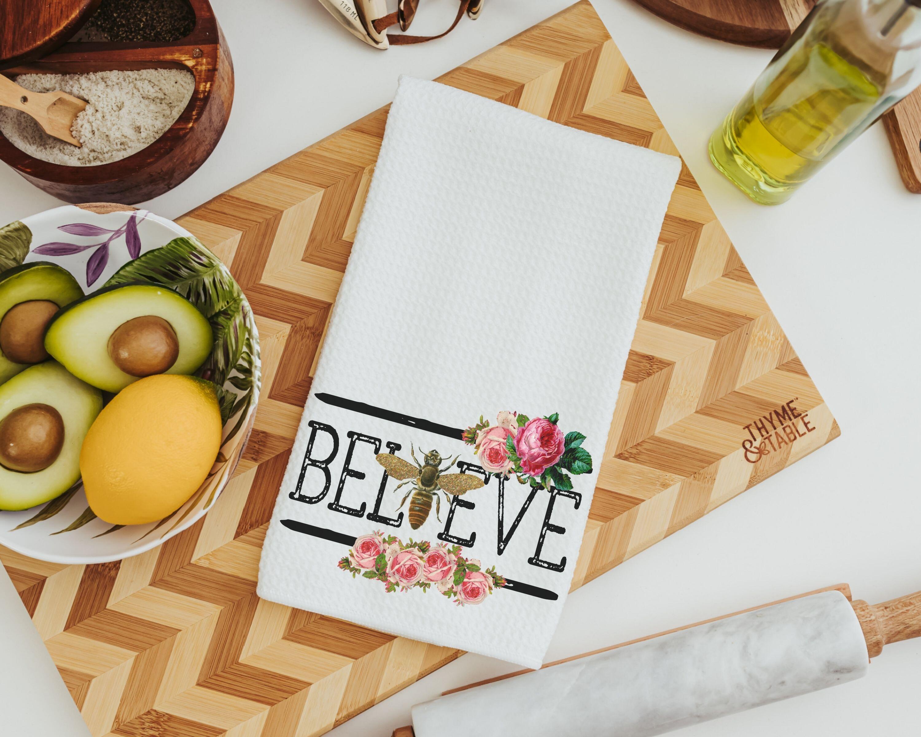 Floral bee hand towels
