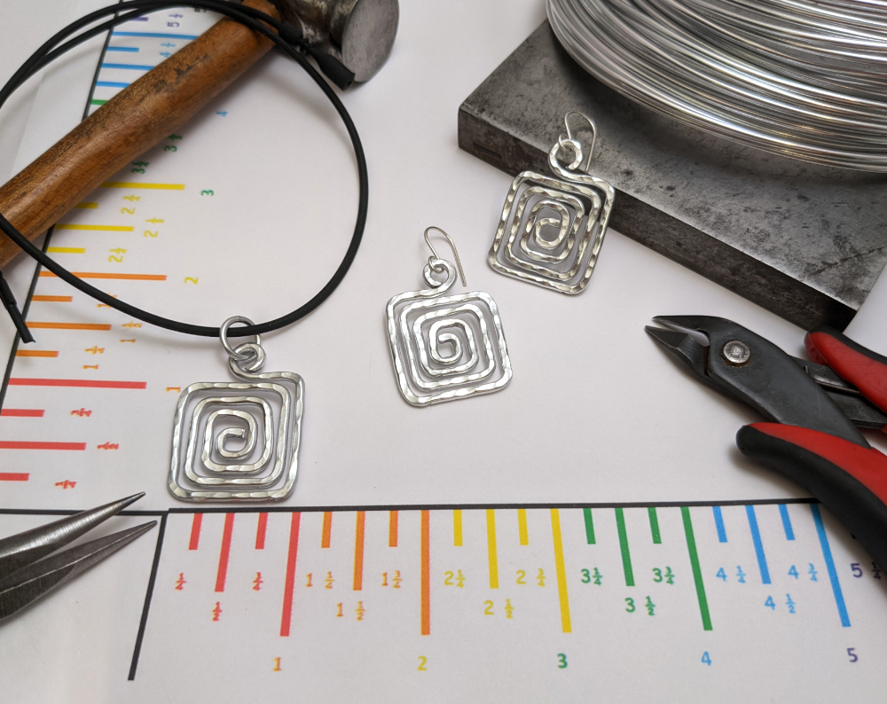Square spiral jewelry by bendi's
