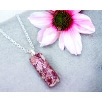 Jewelry made with flower petals Jewelry made with flower petals