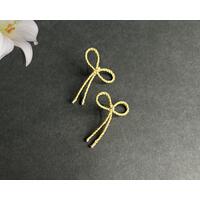 Golden bow earrings Golden bow earrings