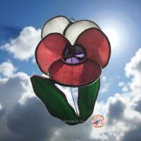 Pansy Stained Glass Suncatcher- white and pink. Pansy Stained Glass Suncatcher- white and pink.