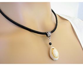 beautiful suede leather shell necklace
