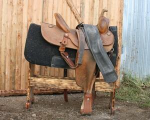 Burnt saddle stand with tray