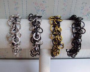 Chainmaille Shaggy Loops Stretch Bracelet