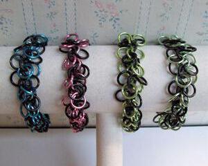 Chainmaille Shaggy Loops Stretch Bracelet, Pastels